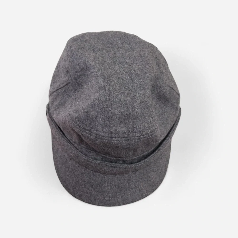Y2K Old Navy Gray Baker Boy Hat from Year 2010